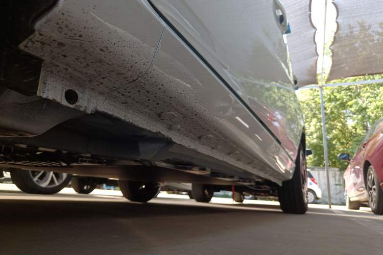 Used JAC Yiwei E10X 2024 Charming Edition 301km Lite Left Side Sill