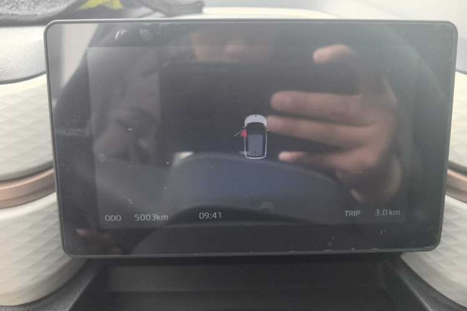 Used JAC Yiwei E10X 2024 Charming Edition 301km Lite Odometer Close Up