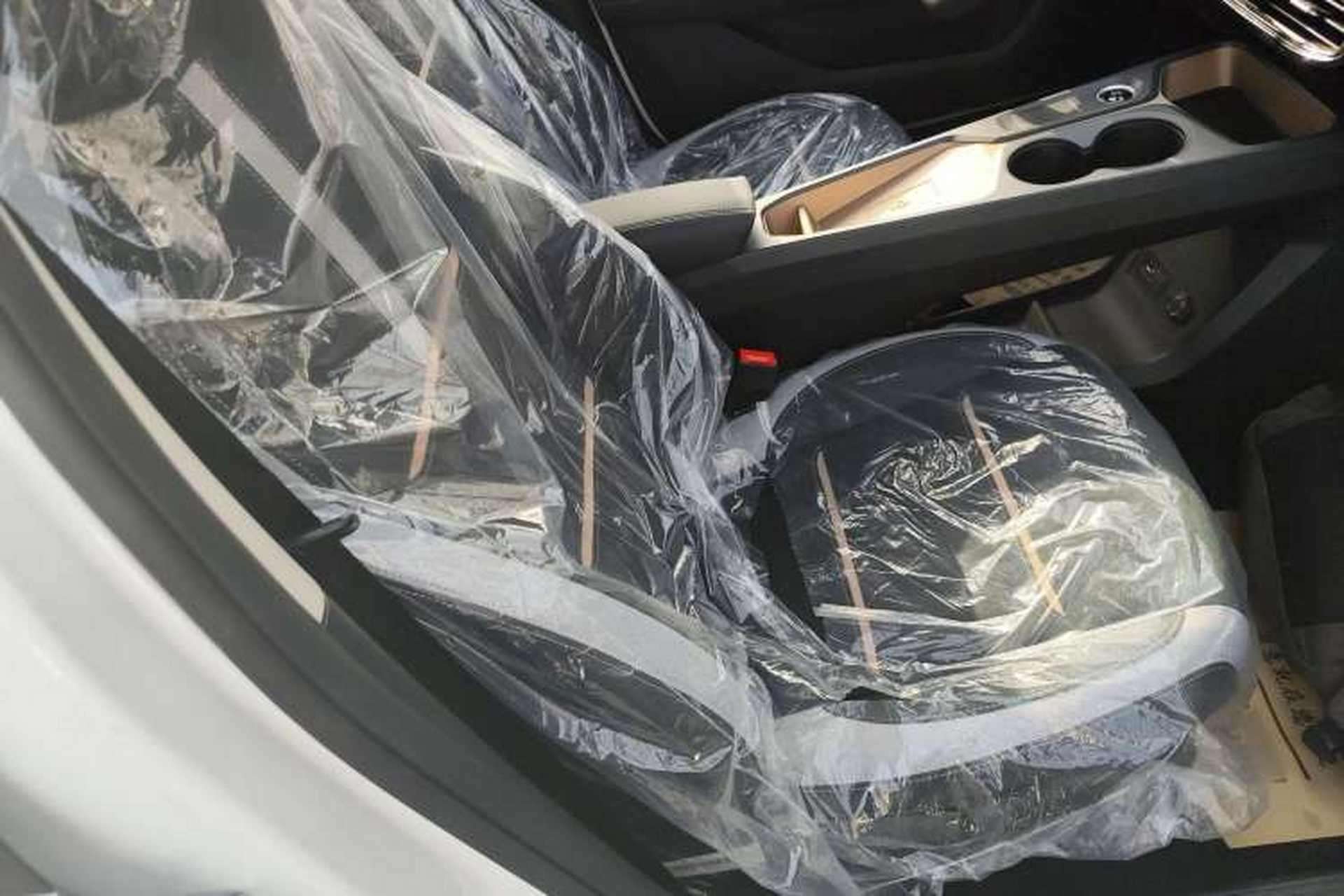 Used JAC Yiwei E10X 2024 Charming Edition 301km Lite Right Front Seat