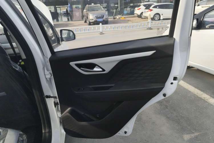 Used JAC Yiwei E10X 2024 Charming Edition 301km Lite Right Rear Door Interior