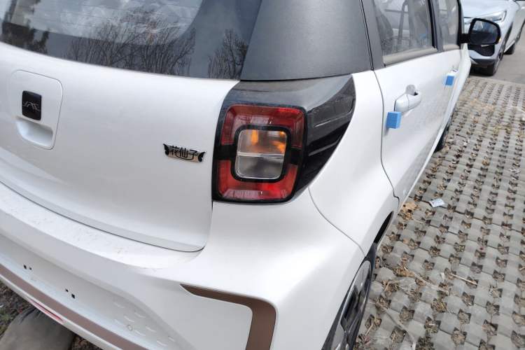 Used JAC Yiwei E10X 2024 Charming Edition 301km Lite Right Rear Taillight