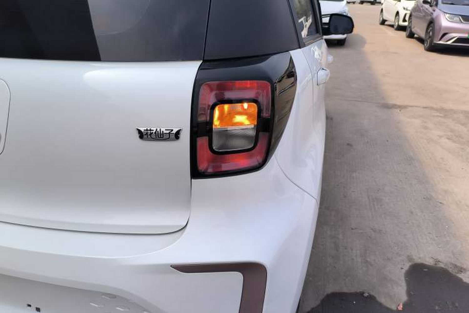 Used JAC Yiwei E10X 2024 Charming Edition 301km Lite Right Rear Taillight