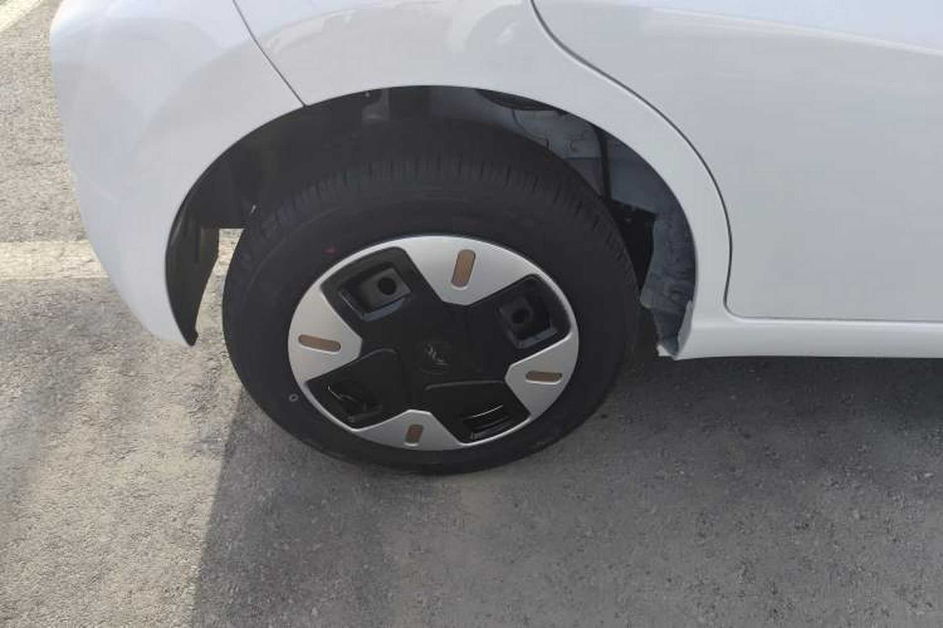 Used JAC Yiwei E10X 2024 Charming Edition 301km Lite Right Rear Wheel Hub