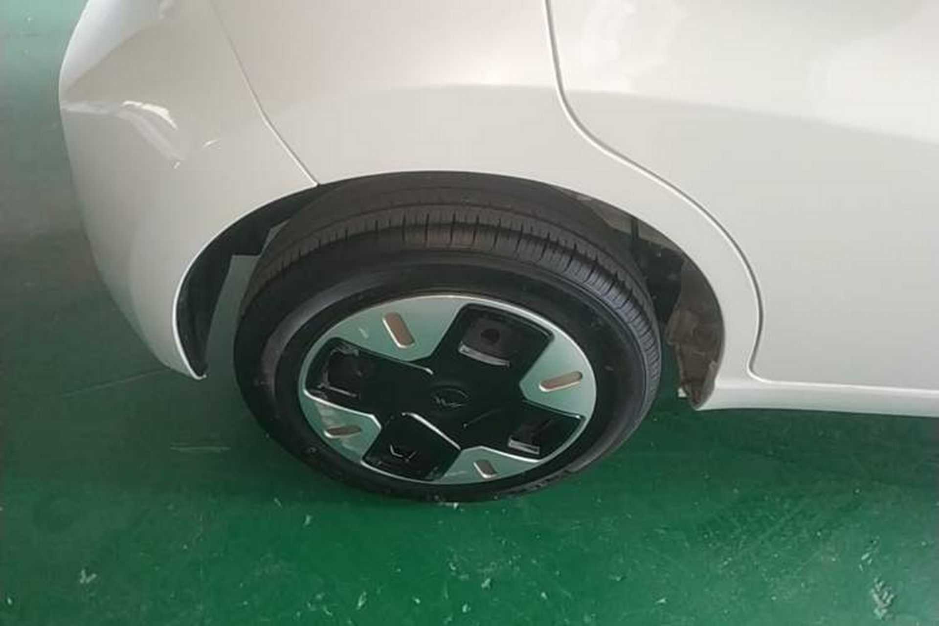 Used JAC Yiwei E10X 2024 Charming Edition 301km Lite Right Rear Wheel Hub