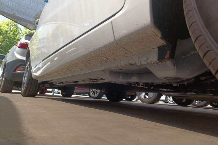 Used JAC Yiwei E10X 2024 Charming Edition 301km Lite Right Side Sill