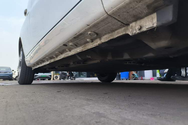 Used JAC Yiwei E10X 2024 Charming Edition 301km Lite Right Side Sill