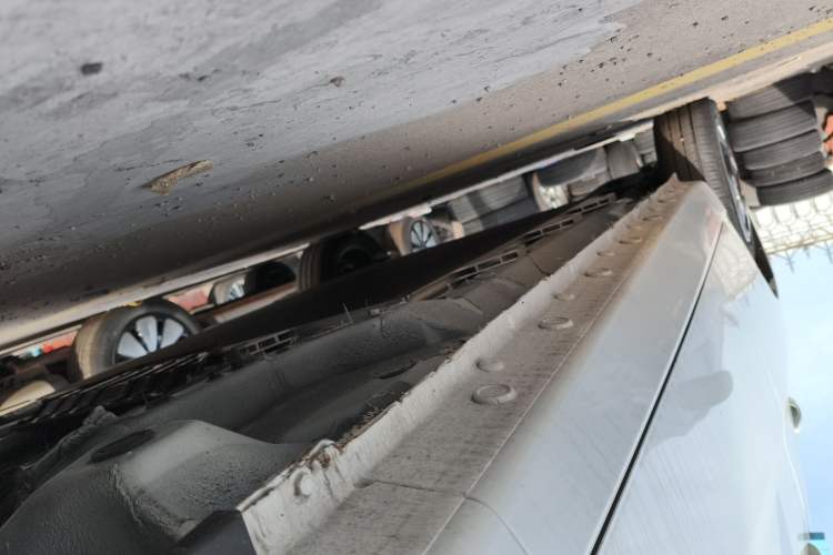 Used JAC Yiwei E10X 2024 Charming Edition 301km Air Right Side Sill