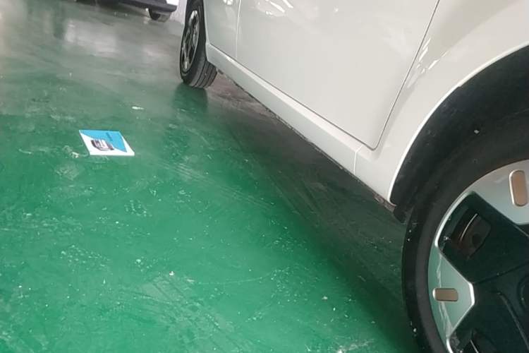 Used JAC Yiwei E10X 2024 Charming Edition 301km Lite Right Side Sill