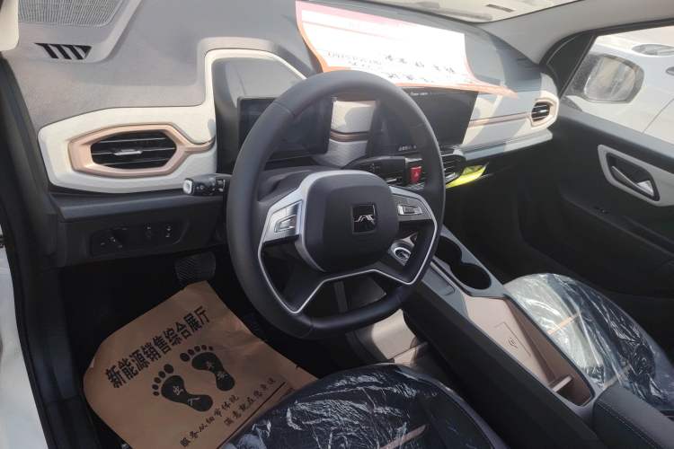 Used JAC Yiwei E10X 2024 Charming Edition 301km Lite Steering Wheel