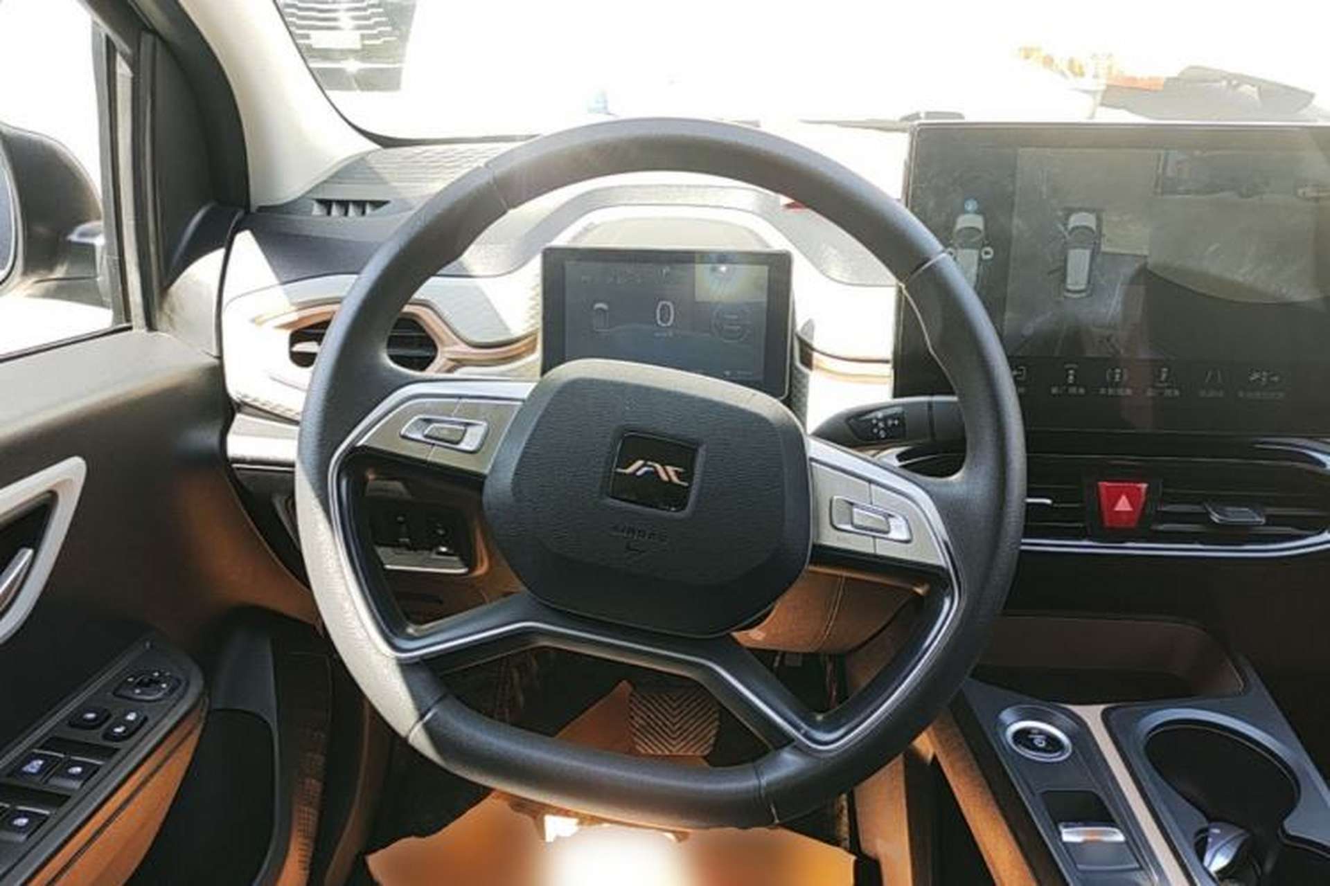Used JAC Yiwei E10X 2024 Charming Edition 301km Air Steering Wheel
