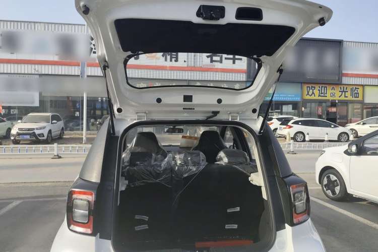 Used JAC Yiwei E10X 2024 Charming Edition 301km Lite Trunk