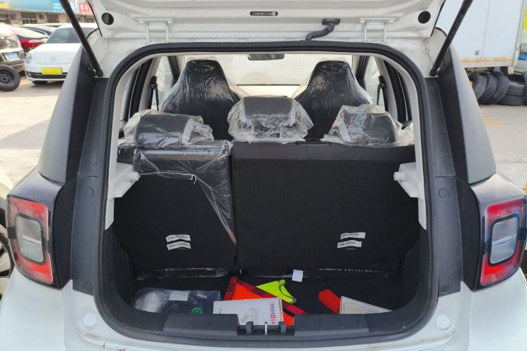Used JAC Yiwei E10X 2024 Charming Edition 301km Air Trunk