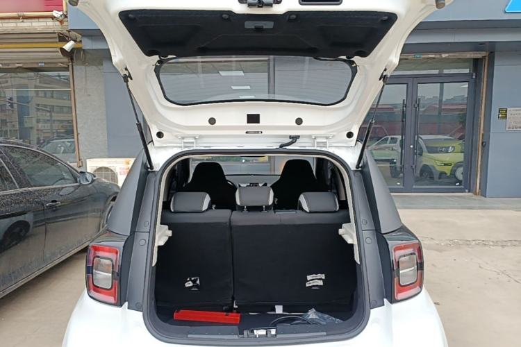 Used JAC Yiwei E10X 2024 Charming Edition 301km Lite Trunk