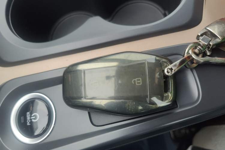 Used JAC Yiwei E10X 2024 Charming Edition 301km Lite Vehicle Key