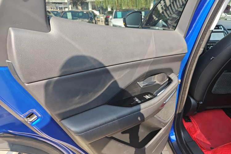 Used Jaguar E-PACE 2018 P200 S China VI Left Rear Door Interior