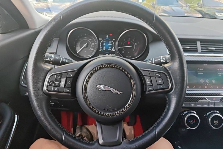 Used Jaguar E-PACE 2018 P200 S China VI Steering Wheel