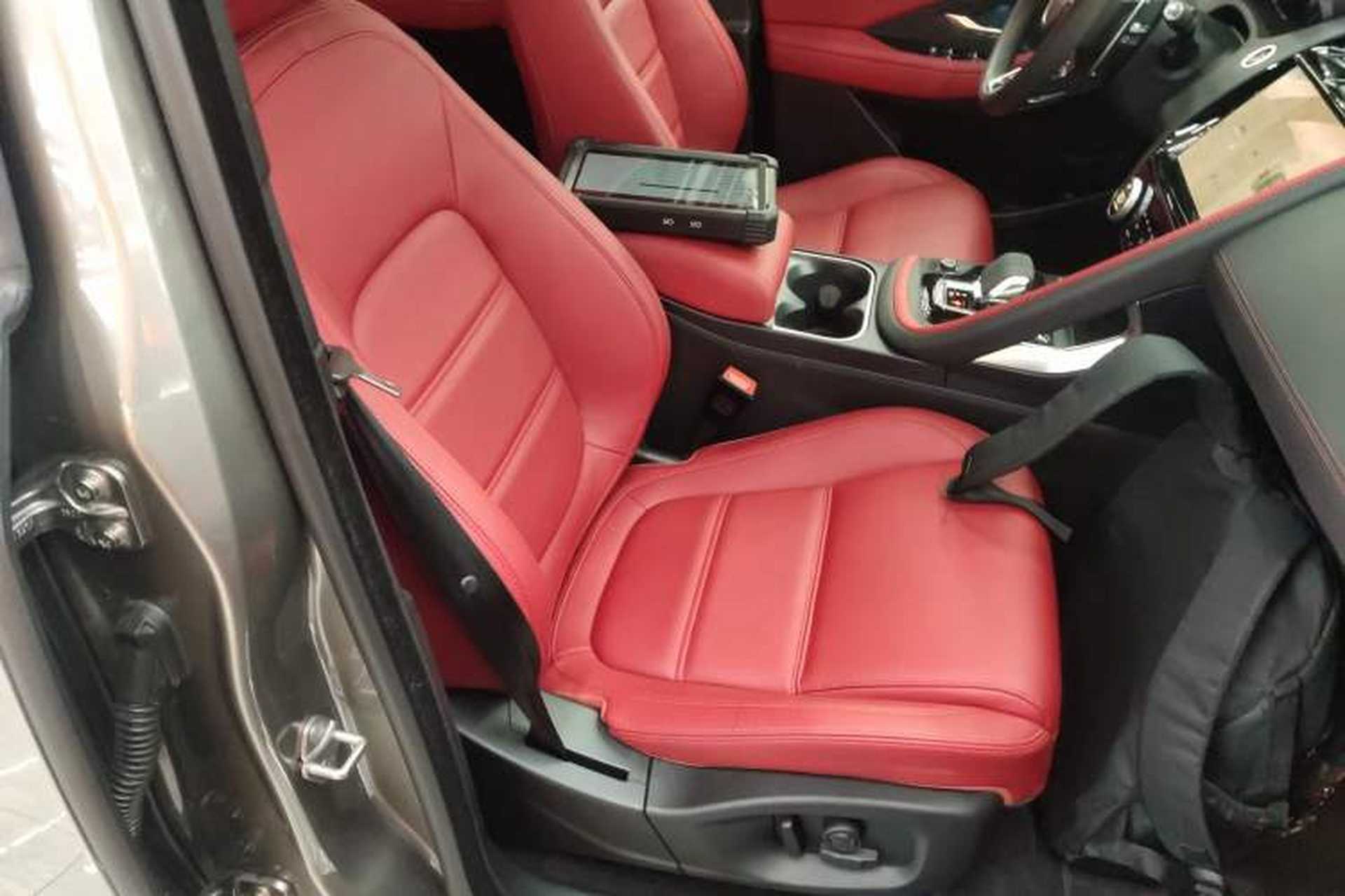 Used Jaguar E-PACE 2024 Youth Sports Edition R-DYNAMIC Right Front Seat