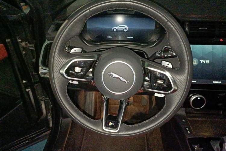 Used Jaguar E-PACE 2024 All-New R-DYNAMIC S Sport Edition Steering Wheel