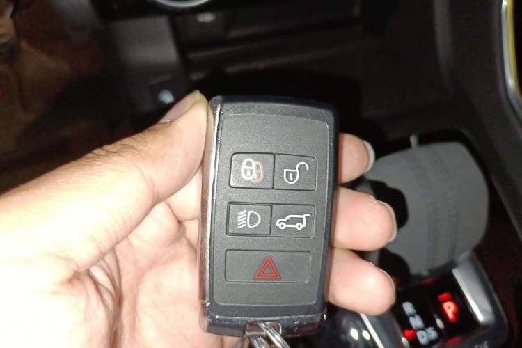 Used Jaguar E-PACE 2024 All-New R-DYNAMIC S Sport Edition Vehicle Key