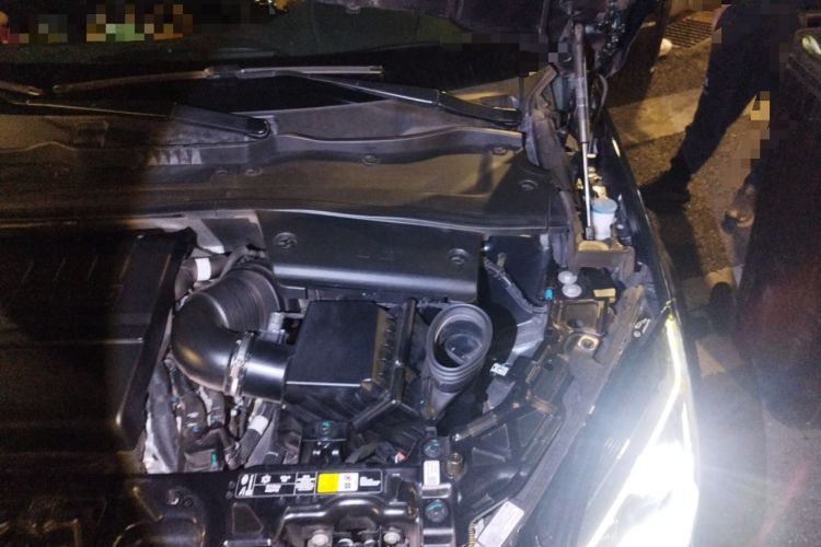 Used Jaguar E-PACE 2024 YAO Black Sport Edition R-DYNAMIC SE BLACK Engine Bay Left