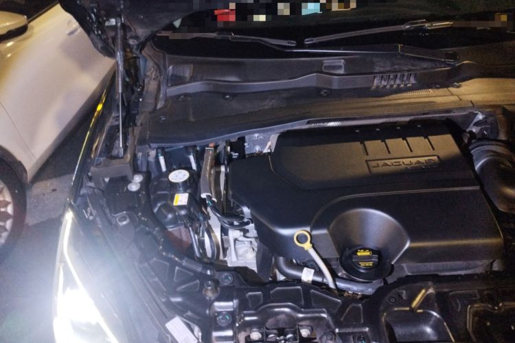 Used Jaguar E-PACE 2024 YAO Black Sport Edition R-DYNAMIC SE BLACK Engine Bay Right