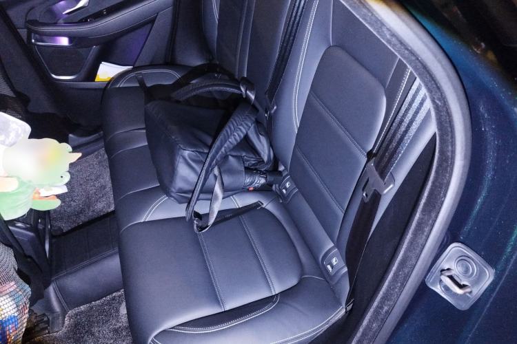 Used Jaguar E-PACE 2024 YAO Black Sport Edition R-DYNAMIC SE BLACK Left Rear Seat