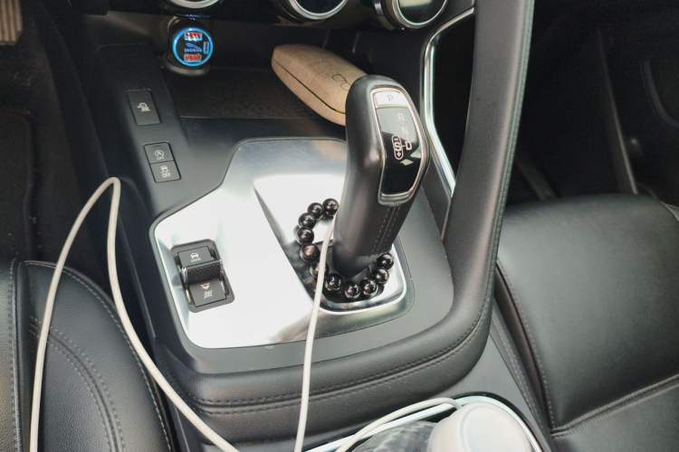 Used Jaguar E-PACE 2018 P200 S China VI Gear Lever