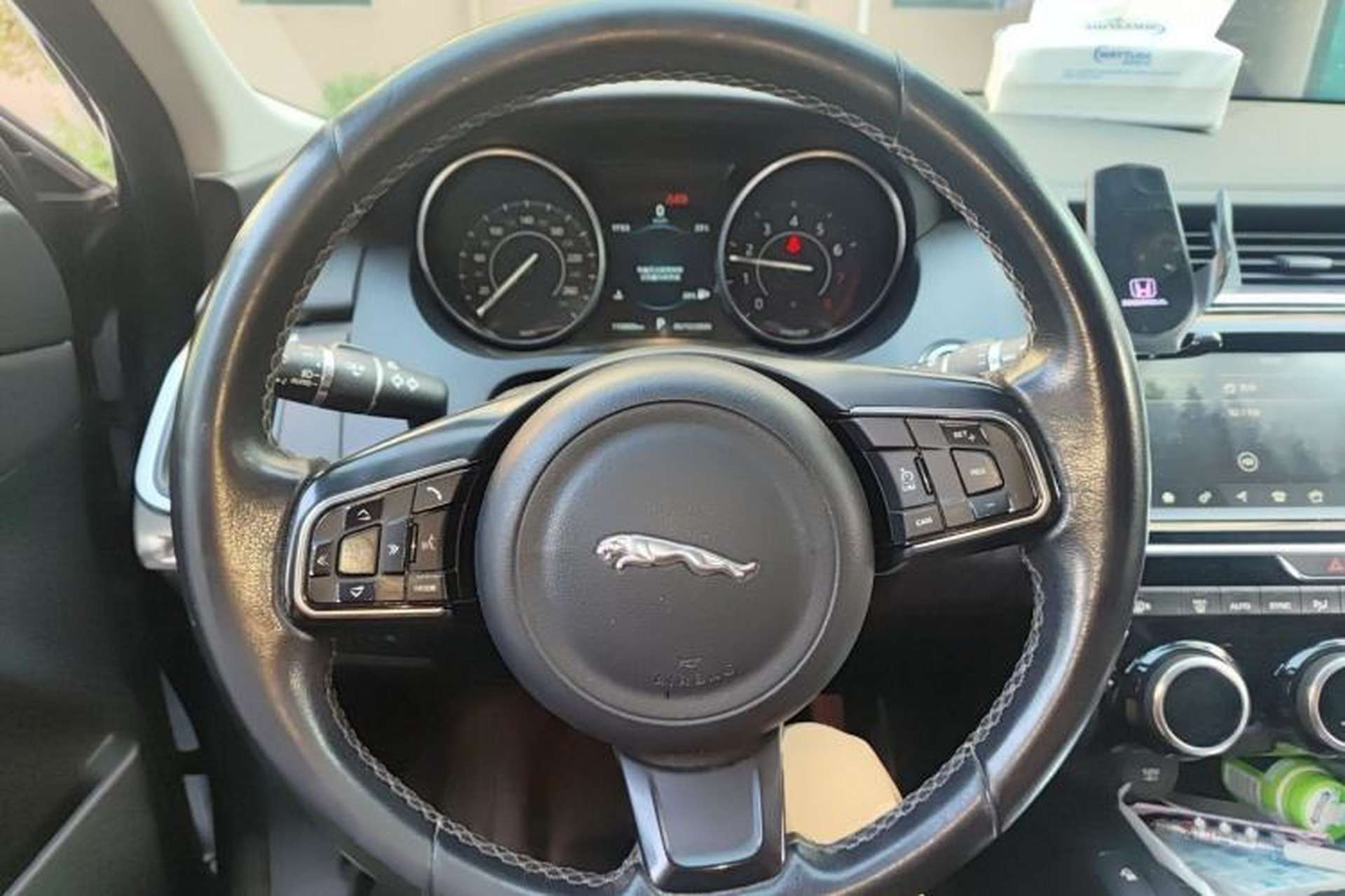 Used Jaguar E-PACE 2018 P200 S China V-standard Steering Wheel
