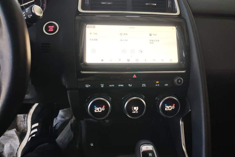Used Jaguar E-PACE 2018 P200 S China VI Audio And AC Panel
