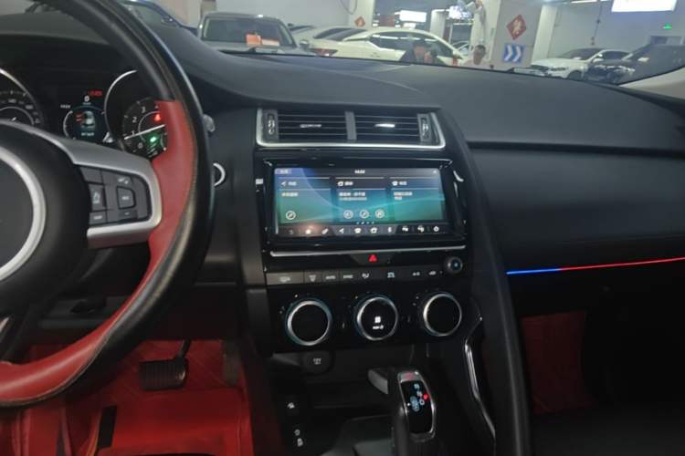 Used Jaguar E-PACE 2018 P200 S China VI Audio And AC Panel