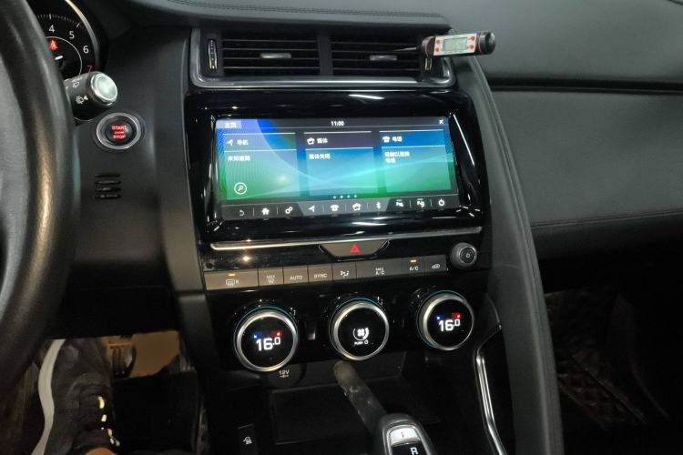 Used Jaguar E-PACE 2018 P200 S China VI Audio And AC Panel