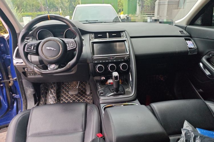 Used Jaguar E-PACE 2018 P250 S China VI Center Console