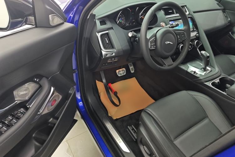 Used Jaguar E-PACE 2018 P250 S China VI Driver Seat