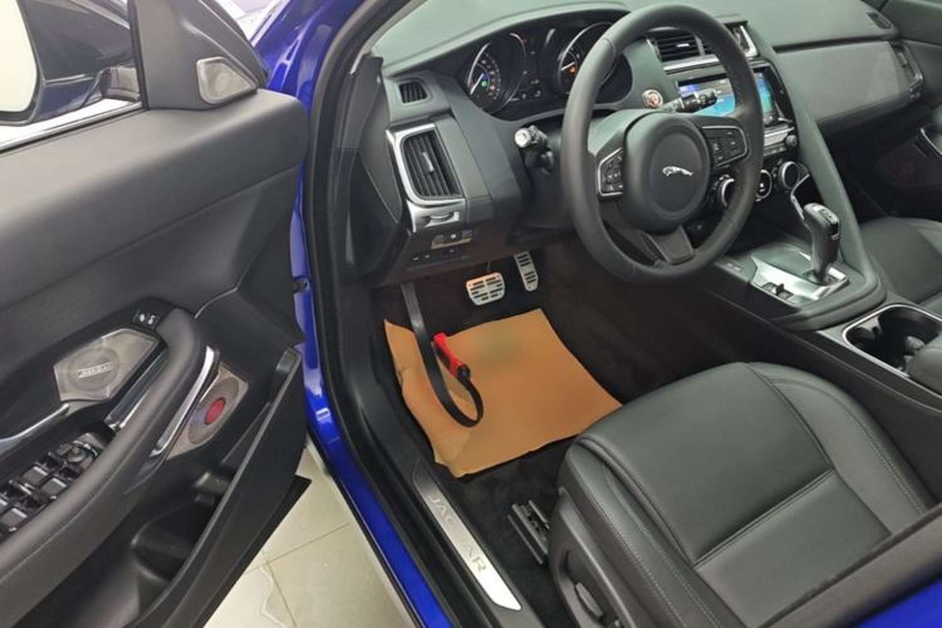 Used Jaguar E-PACE 2018 P250 S China VI Driver Seat
