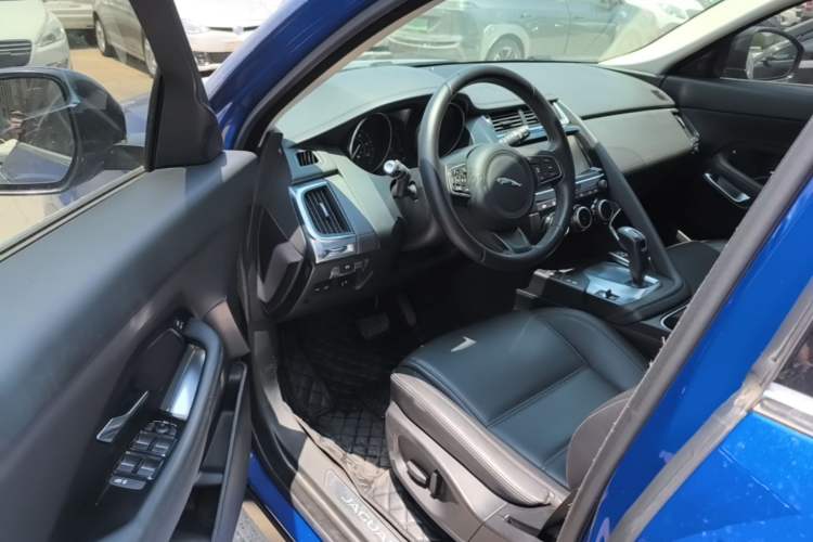 Used Jaguar E-PACE 2018 P250 S China VI Driver Seat