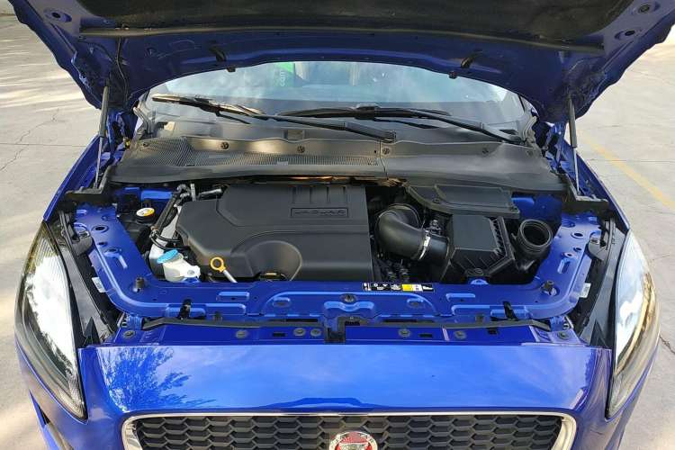 Used Jaguar E-PACE 2018 P200 S China VI Engine Bay