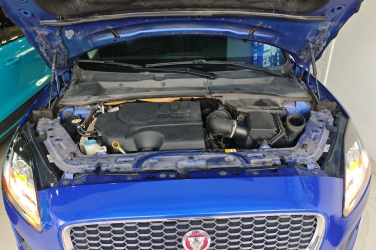 Used Jaguar E-PACE 2018 P200 S China V-standard Engine Bay