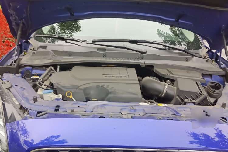 Used Jaguar E-PACE 2018 P250 S China VI Engine Bay