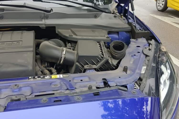 Used Jaguar E-PACE 2018 P250 S China VI Engine Bay Left