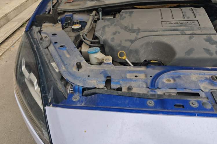 Used Jaguar E-PACE 2018 P250 S China VI Engine Bay Right