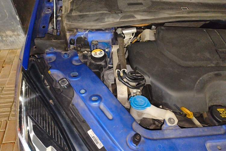 Used Jaguar E-PACE 2018 P200 China V Standard Engine Bay Right