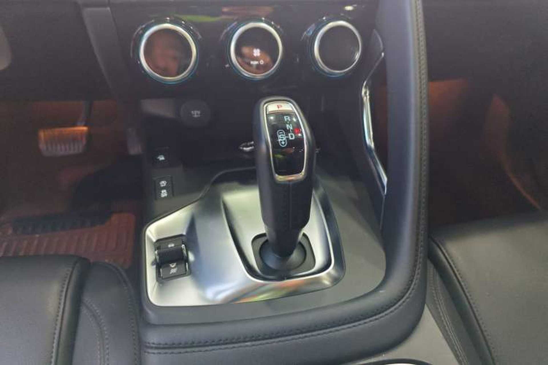 Used Jaguar E-PACE 2018 P200 S China V-standard Gear Lever