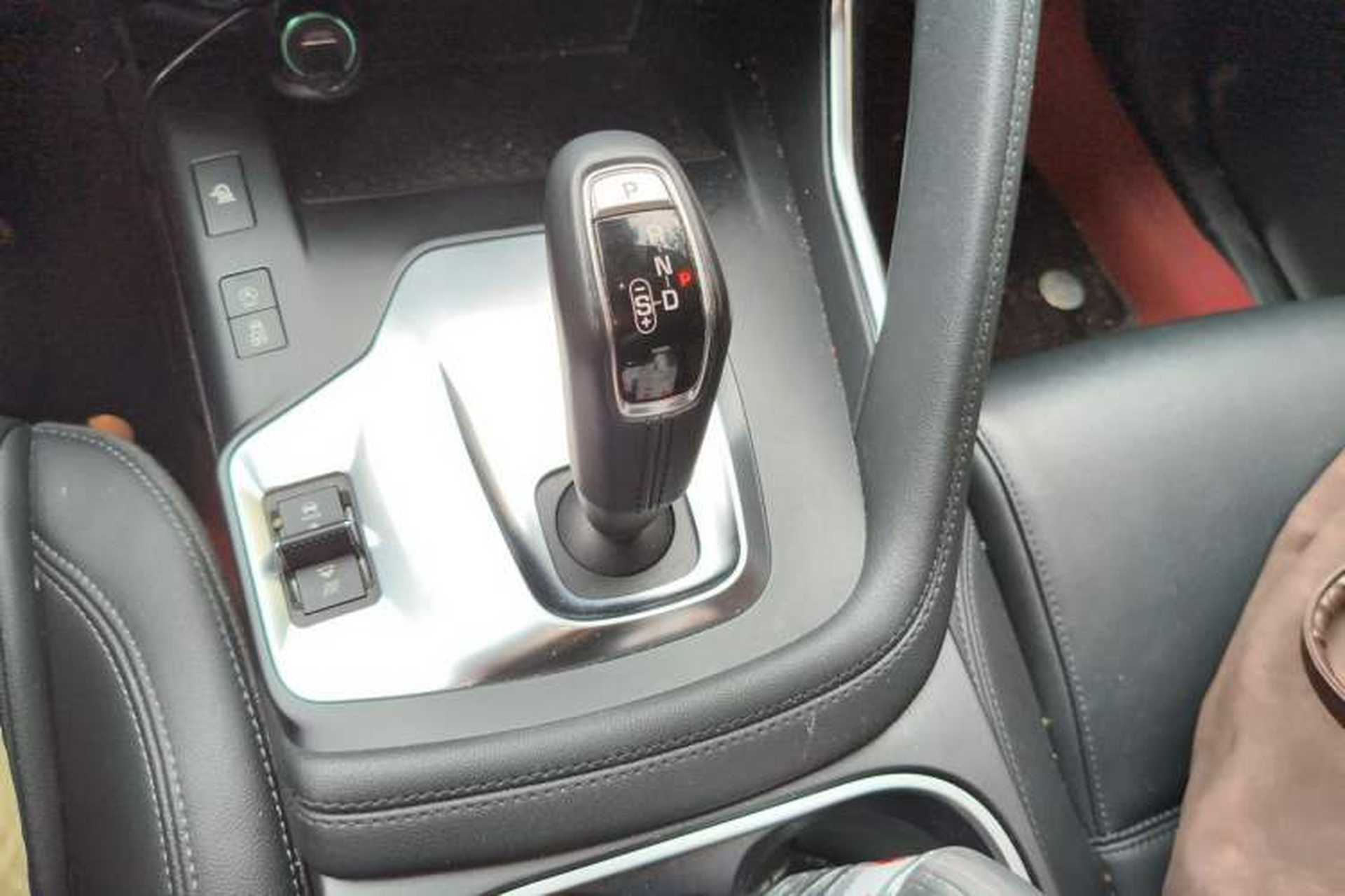 Used Jaguar E-PACE 2018 P200 S China VI Gear Lever