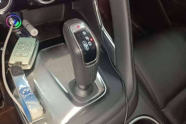 Used Jaguar E-PACE 2018 P200 S China VI Gear Lever