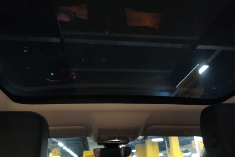 Used Jaguar E-PACE 2018 P200 S China VI Headliner