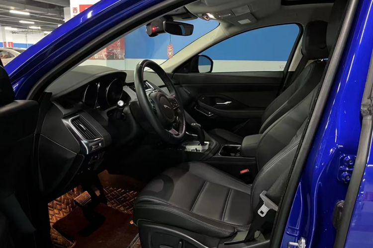 Used Jaguar E-PACE 2018 P250 S China VI Interior 1