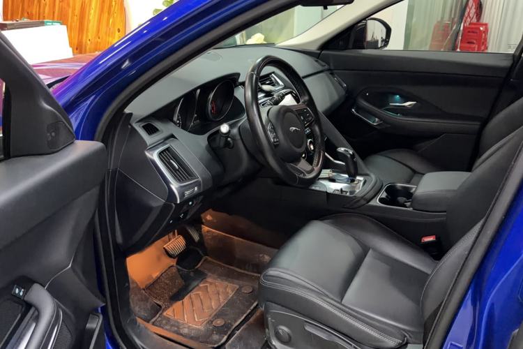 Used Jaguar E-PACE 2018 P200 S China VI Interior 1