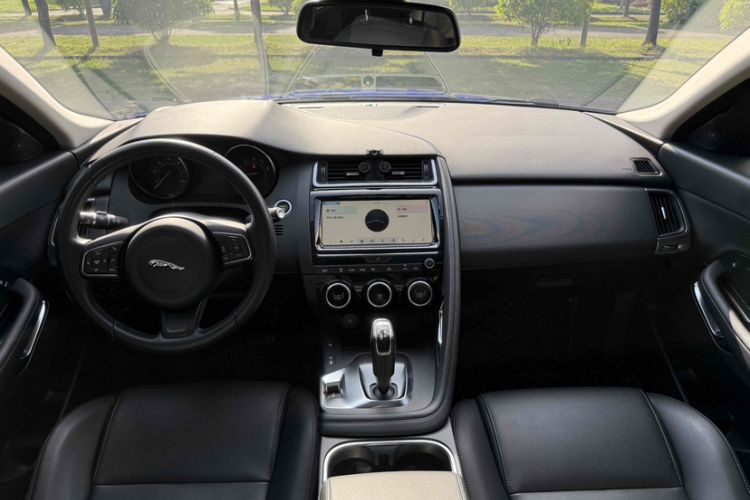 Used Jaguar E-PACE 2018 P200 China VI Interior 1