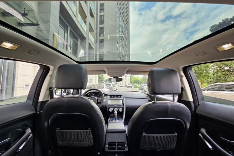 Used Jaguar E-PACE 2018 P200 S China VI Interior 10