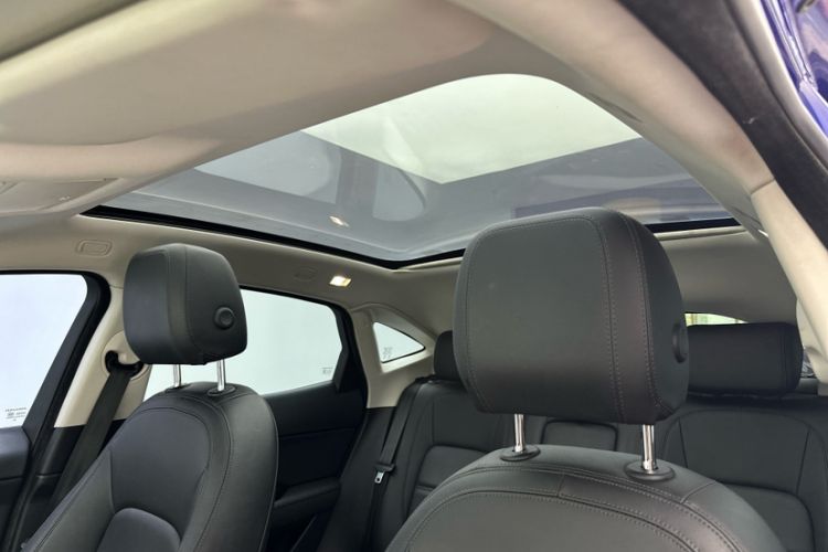 Used Jaguar E-PACE 2018 P200 S China VI Interior 3